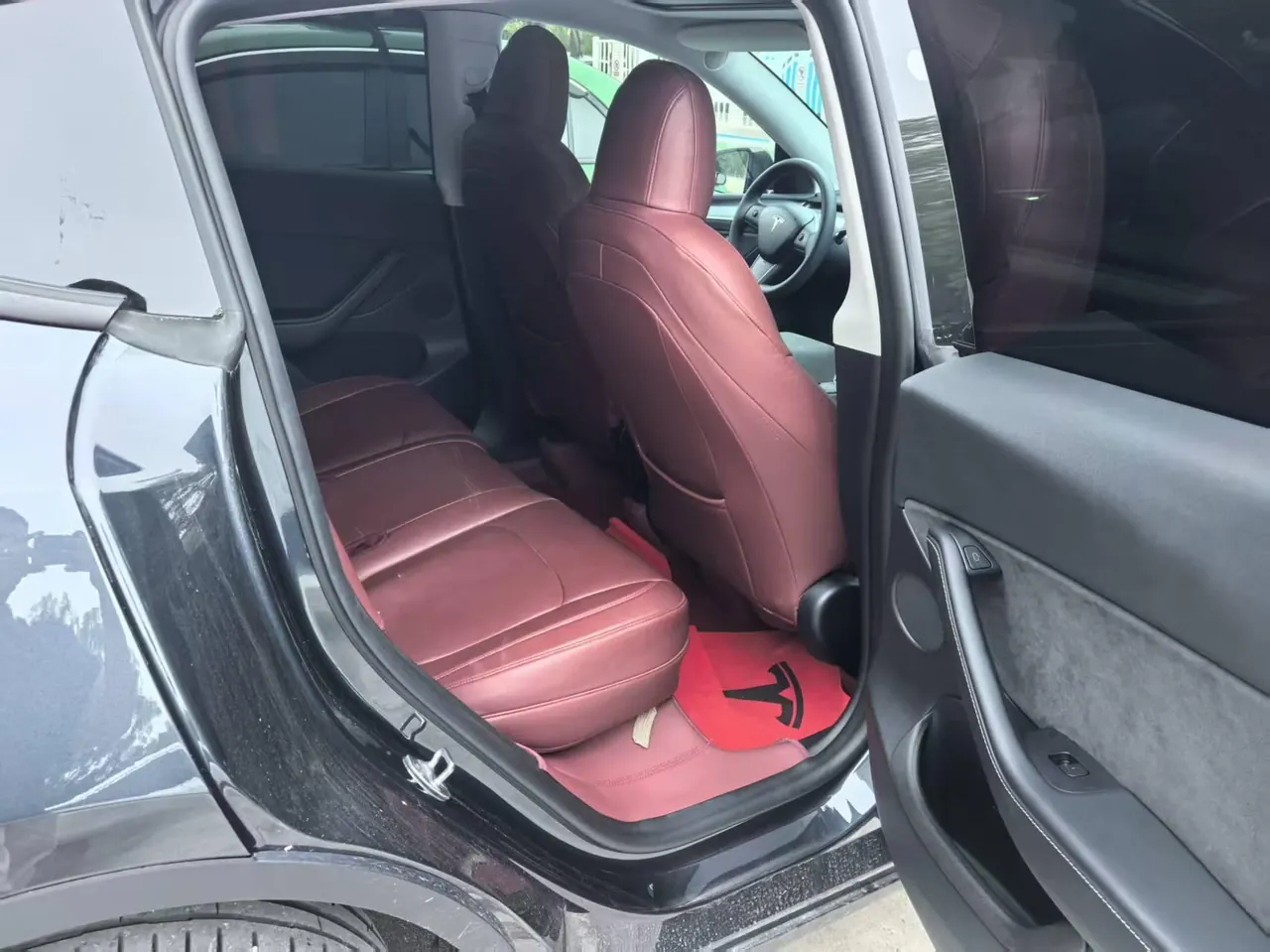 Tesla 2024 Model Y long endurance all-wheel drive version automatic transmission 5