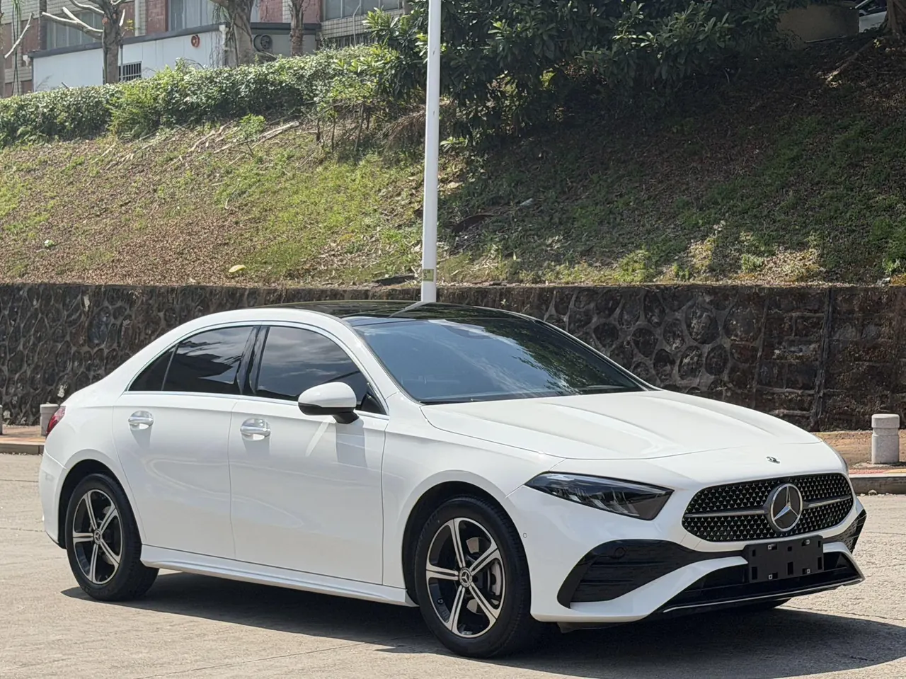 Mercedes Benz A- Class 2024 model A 200 L 1.3T Luxury Edition Automatic 3