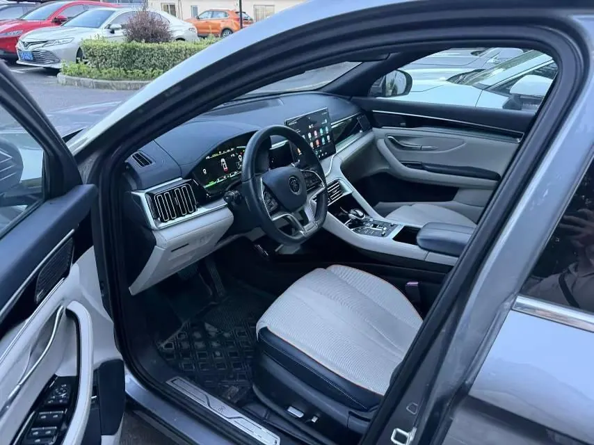 BYD Song PLUS New Energy 2021 Song PLUS DM-i 1.5 Stepless 110KM Flagship PLUS Automatic Gear 3