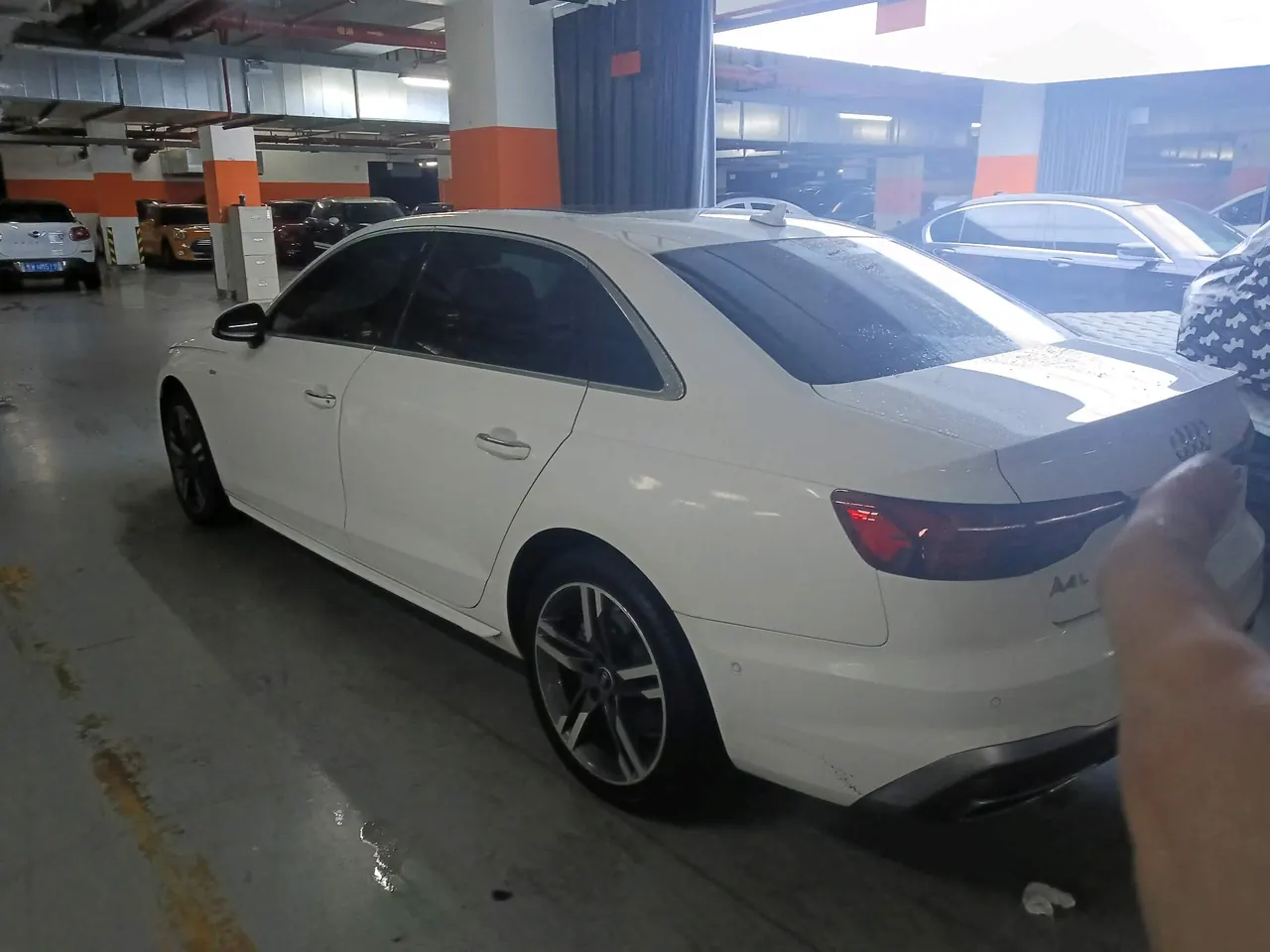 Audi 2020 A4L 2.0TFSI 40TFSI Deluxe Elegant Automatic 5