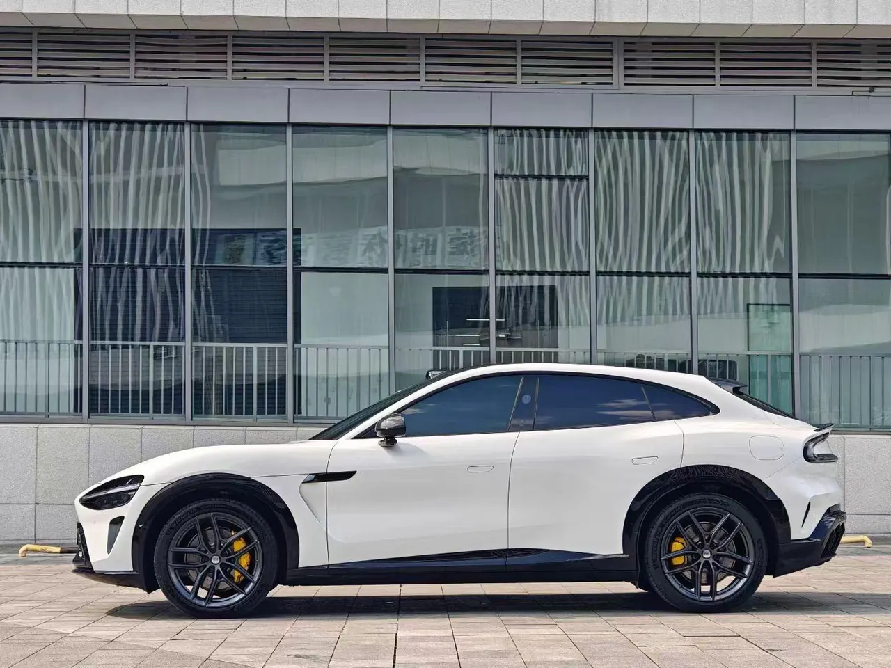 MI 2025 YU7 Long Endurance High Performance Four-wheel Drive Max Edition Automatic Gear 6