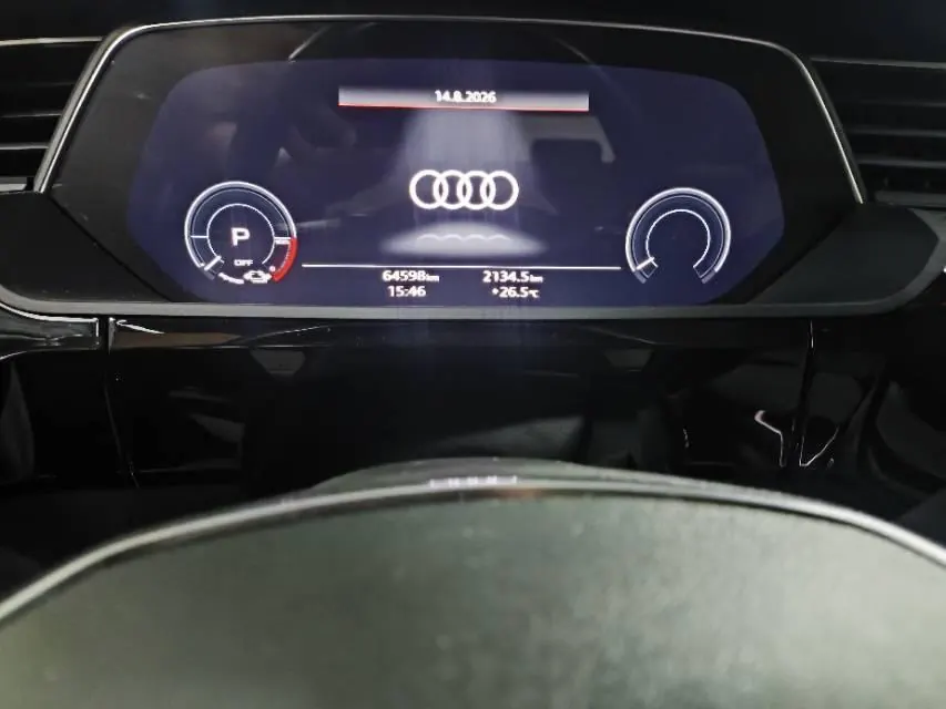 Audi 2021 e-tron 50 Quattro exclusive automatic transmission 7