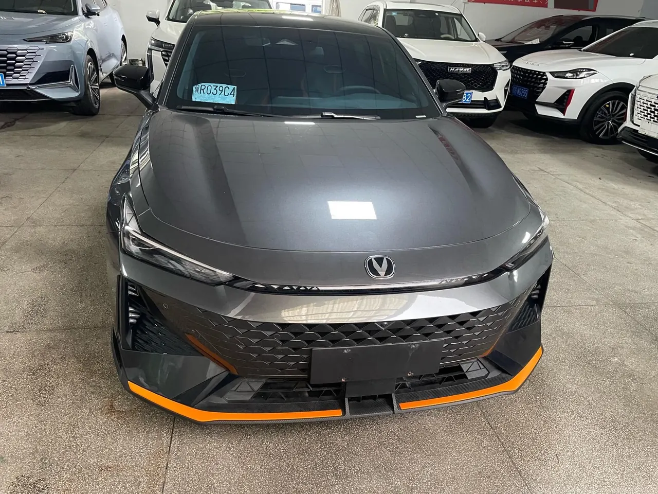 ChangAn 2025 UNI-V 1.5T 500Bar distinguished automatic gear 3