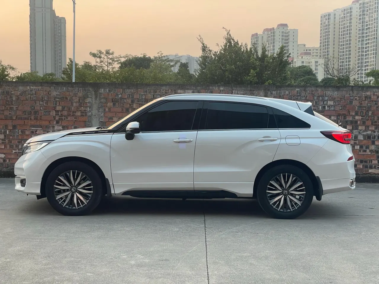 Honda 2020 Crown Road 2.0T 370TURBO Four-wheel Drive Premium Edition Automatic Gear 4