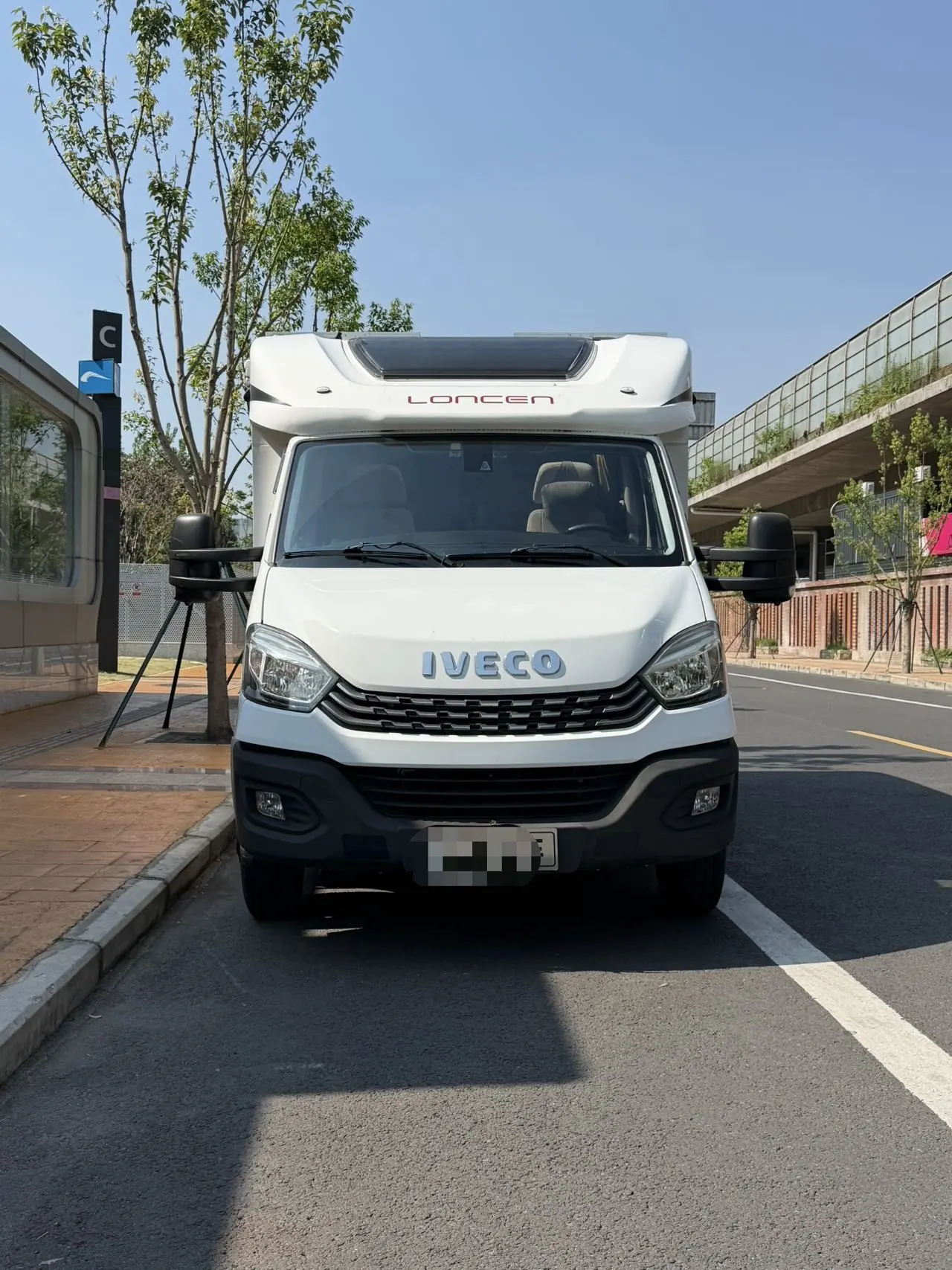 Iveco 2021 Ousheng 3.0T Shangrui Long Axis High Top Manual Door Automatic Gear 3