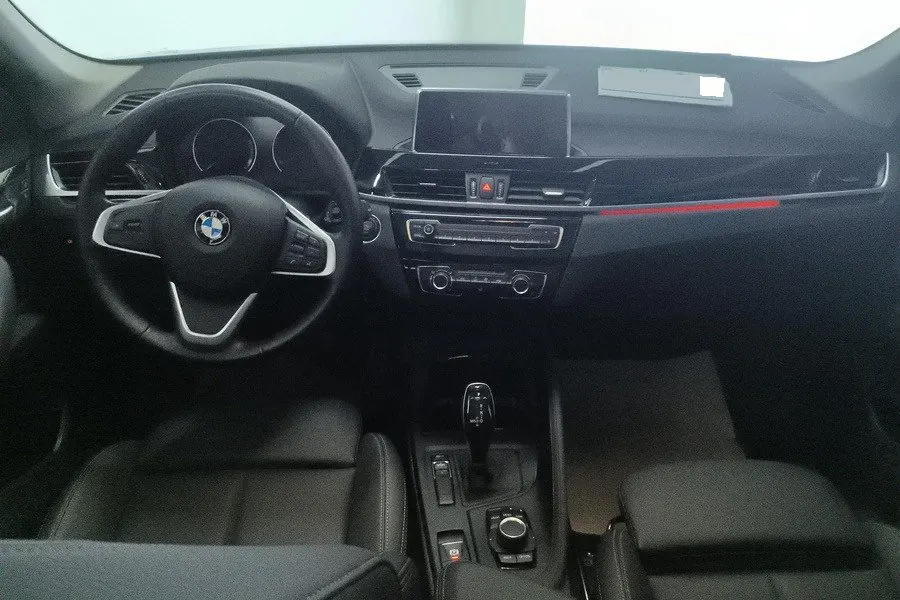 BMW 2020 X1 sDrive20Li 1.5T fashion automatic gear 7