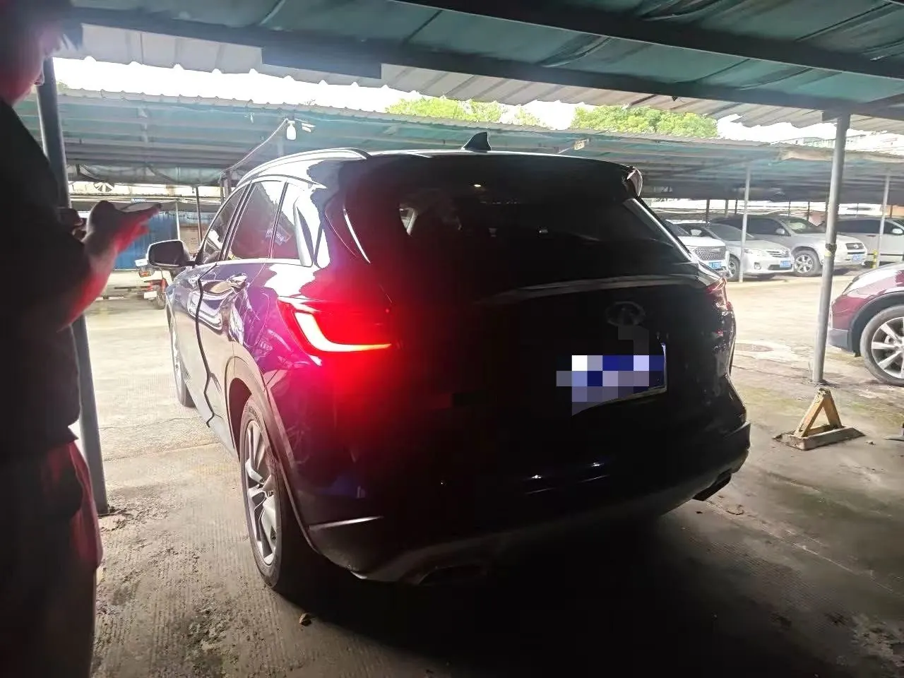 Infiniti 2020 QX50 2.0T stepless two-wheel drive fashion version of automatic gear 4