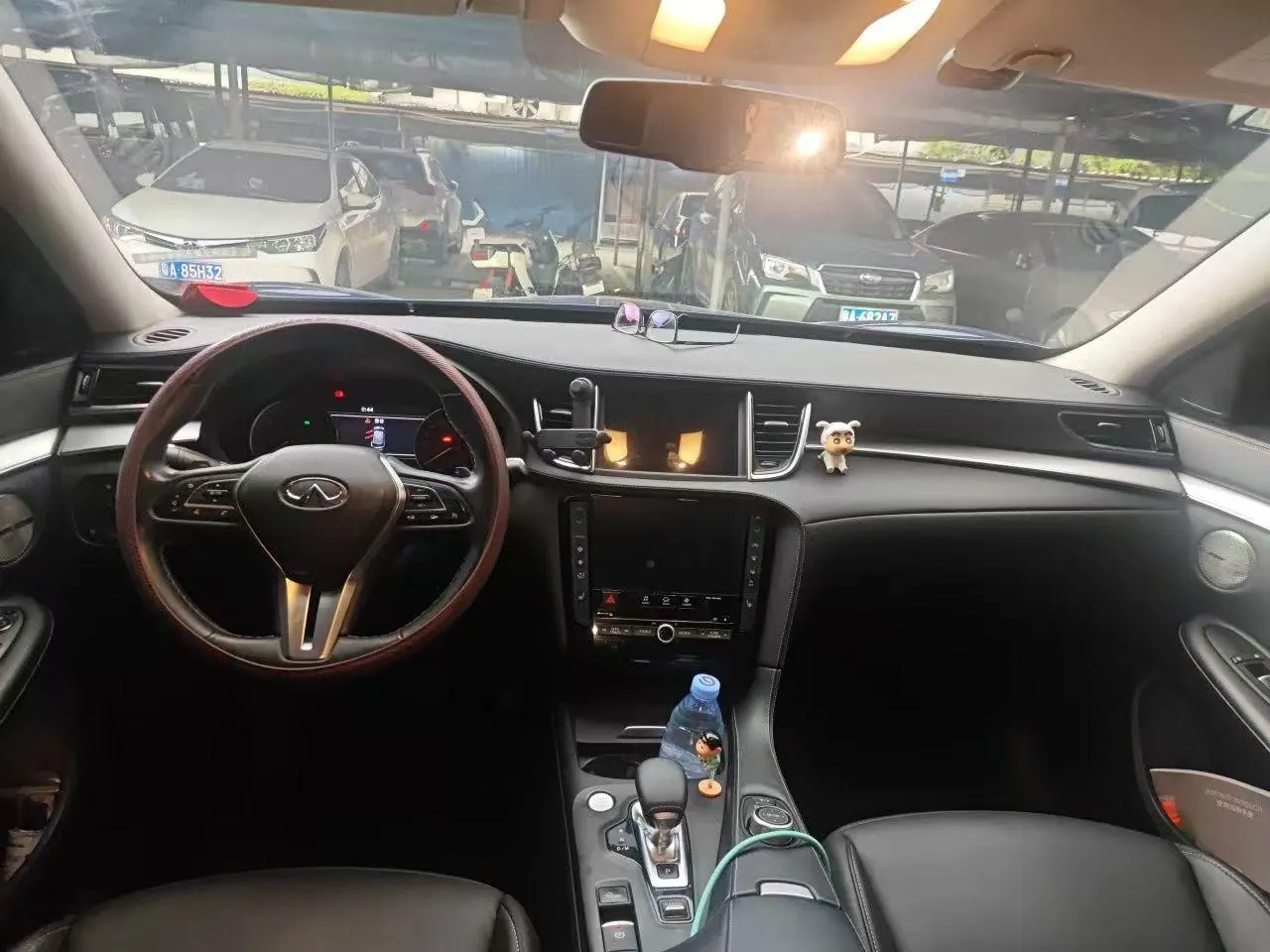 Infiniti 2020 QX50 2.0T stepless two-wheel drive fashion version of automatic gear 6
