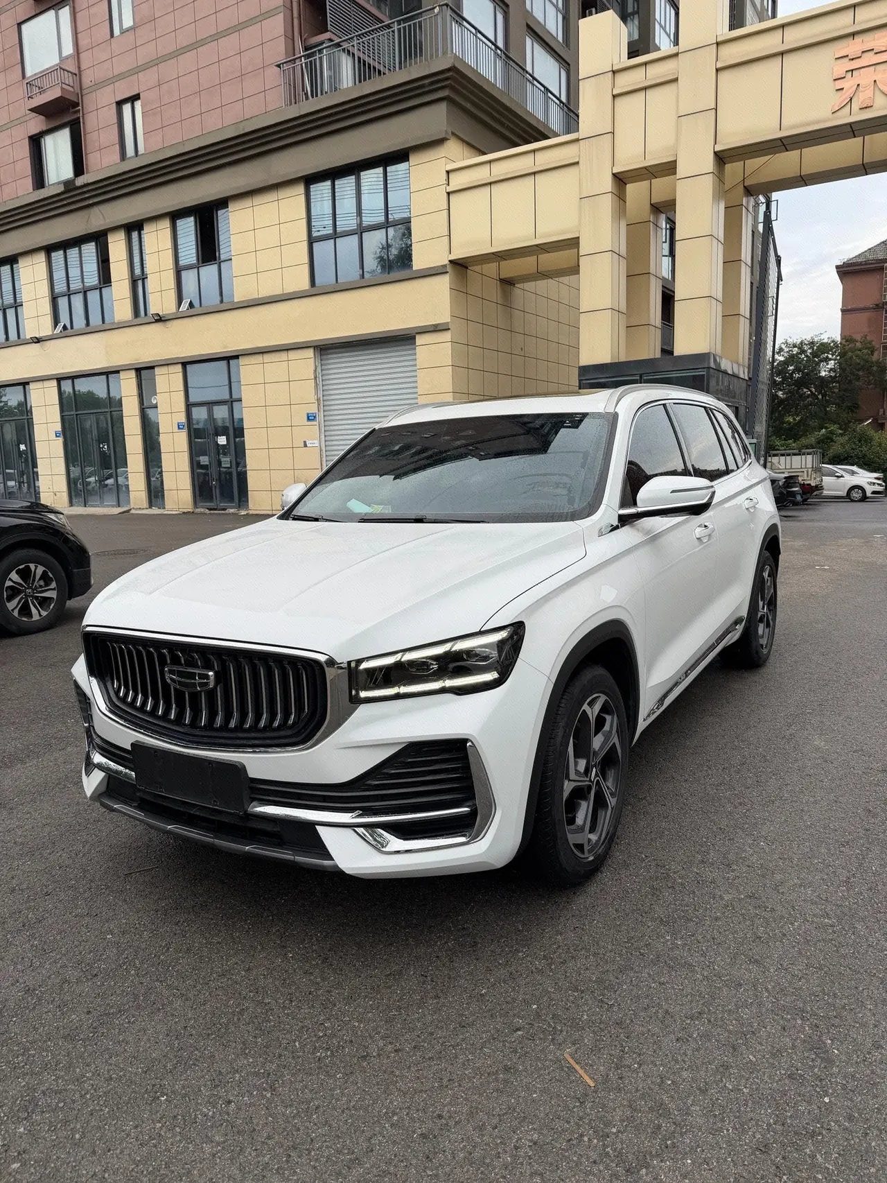 Open image lightbox: Geely 2021 XingyueL (Monjaro) 2.0TD EVO two-wheel drive smart automatic gear