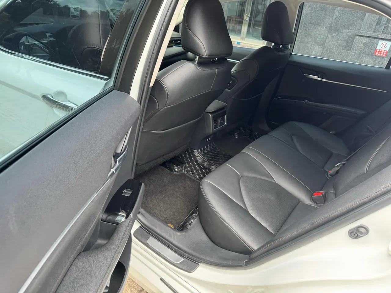 Toyota 2023 Camry 2.0G Stepless Deluxe Edition Automatic Gear 5