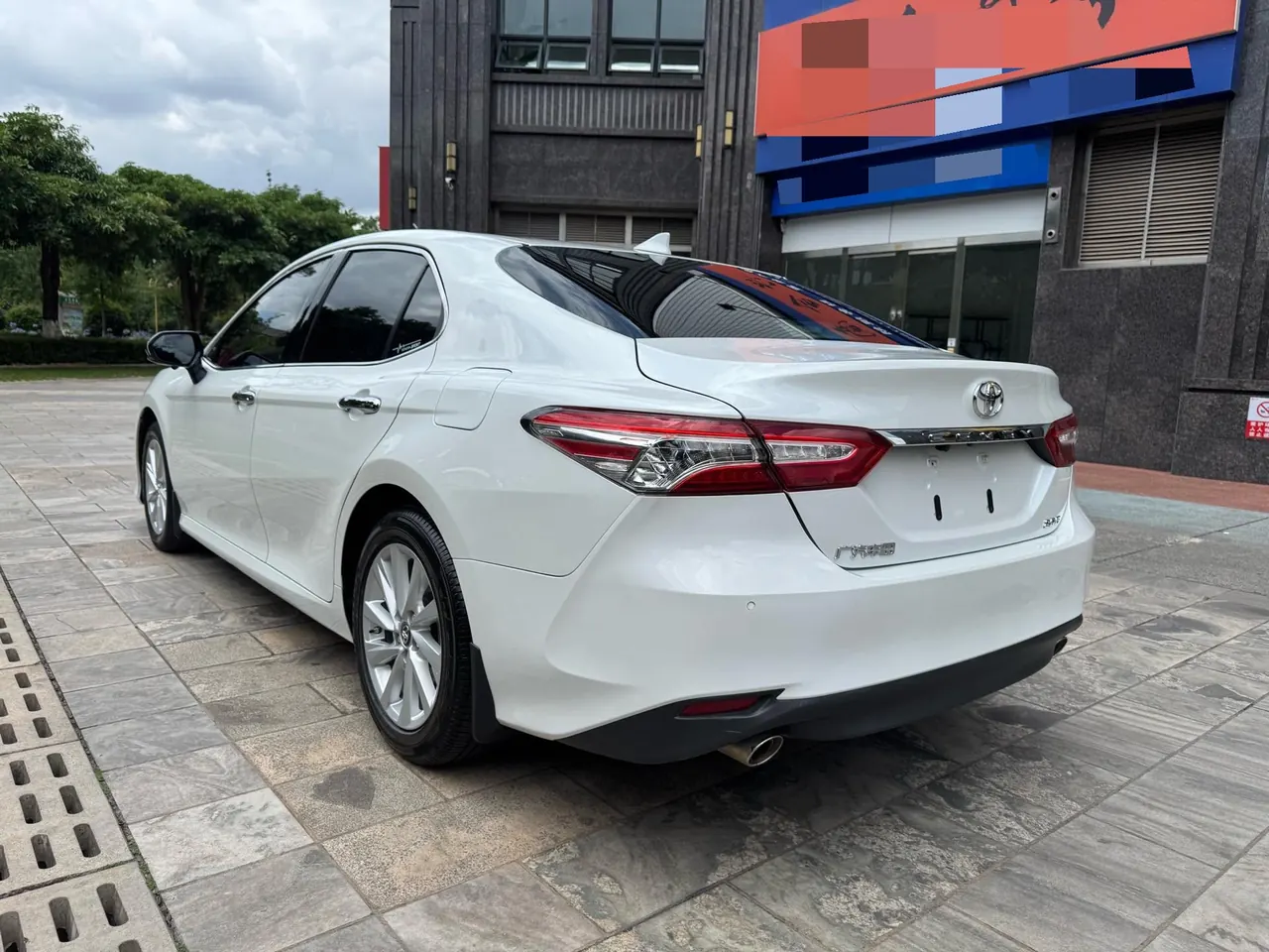 Toyota 2023 Camry 2.0G Stepless Deluxe Edition Automatic Gear 7