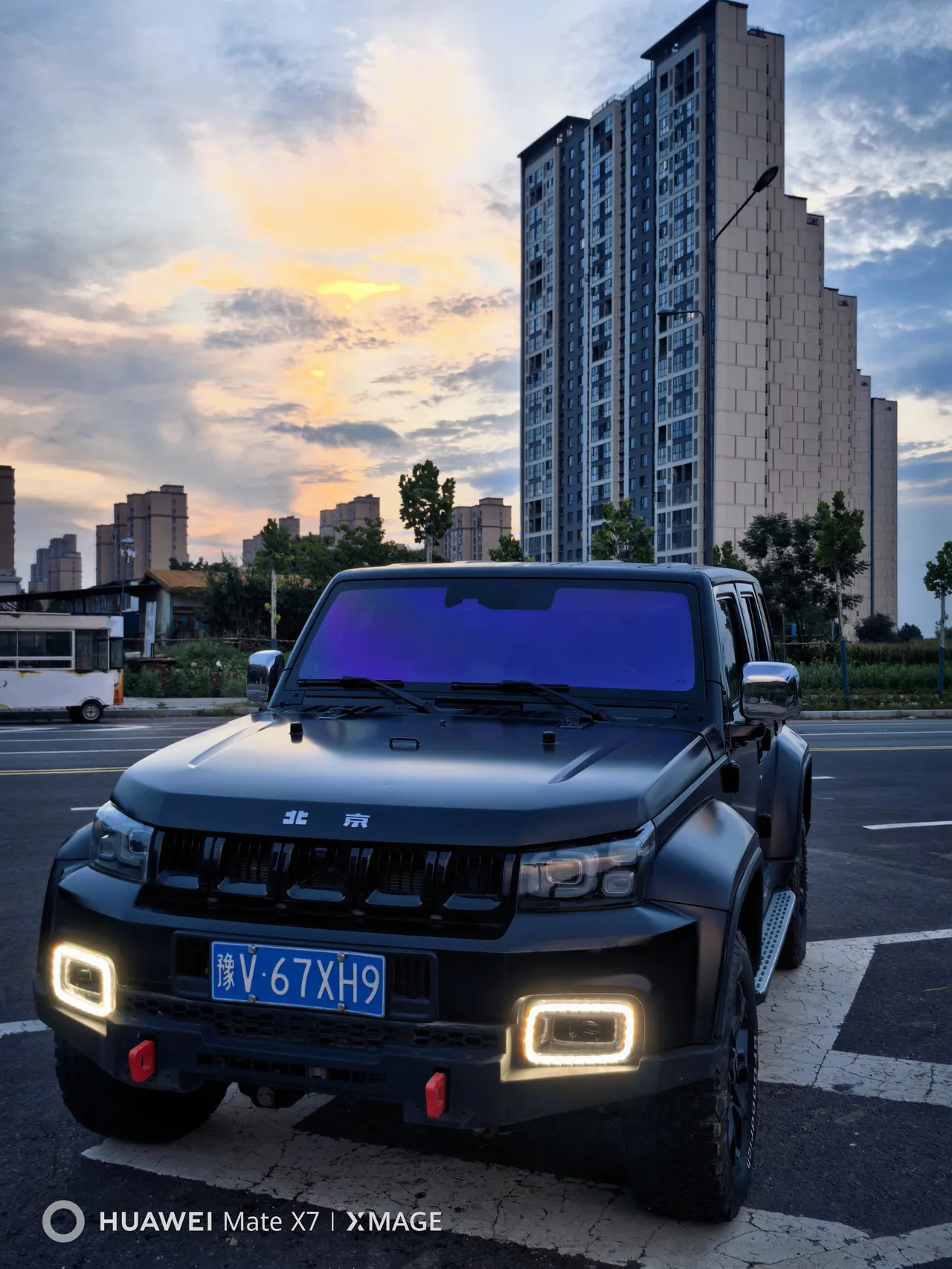 Open image lightbox: Beijing 2021 BJ40 2.0T four-wheel drive blade hero version chivalrous automatic gear