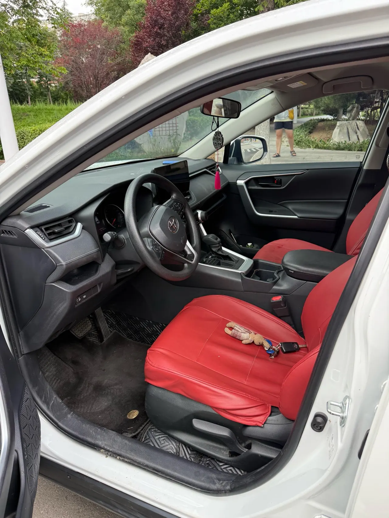 Toyota 2023 RAV4 Rongbo 2.0 Stepless Two-Drive Fashion Plus Edition Automatic Gear 3