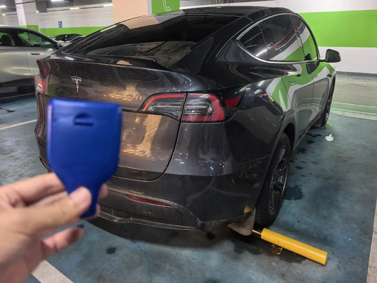 Tesla 2024 Model Y long endurance all-wheel drive version automatic transmission 2