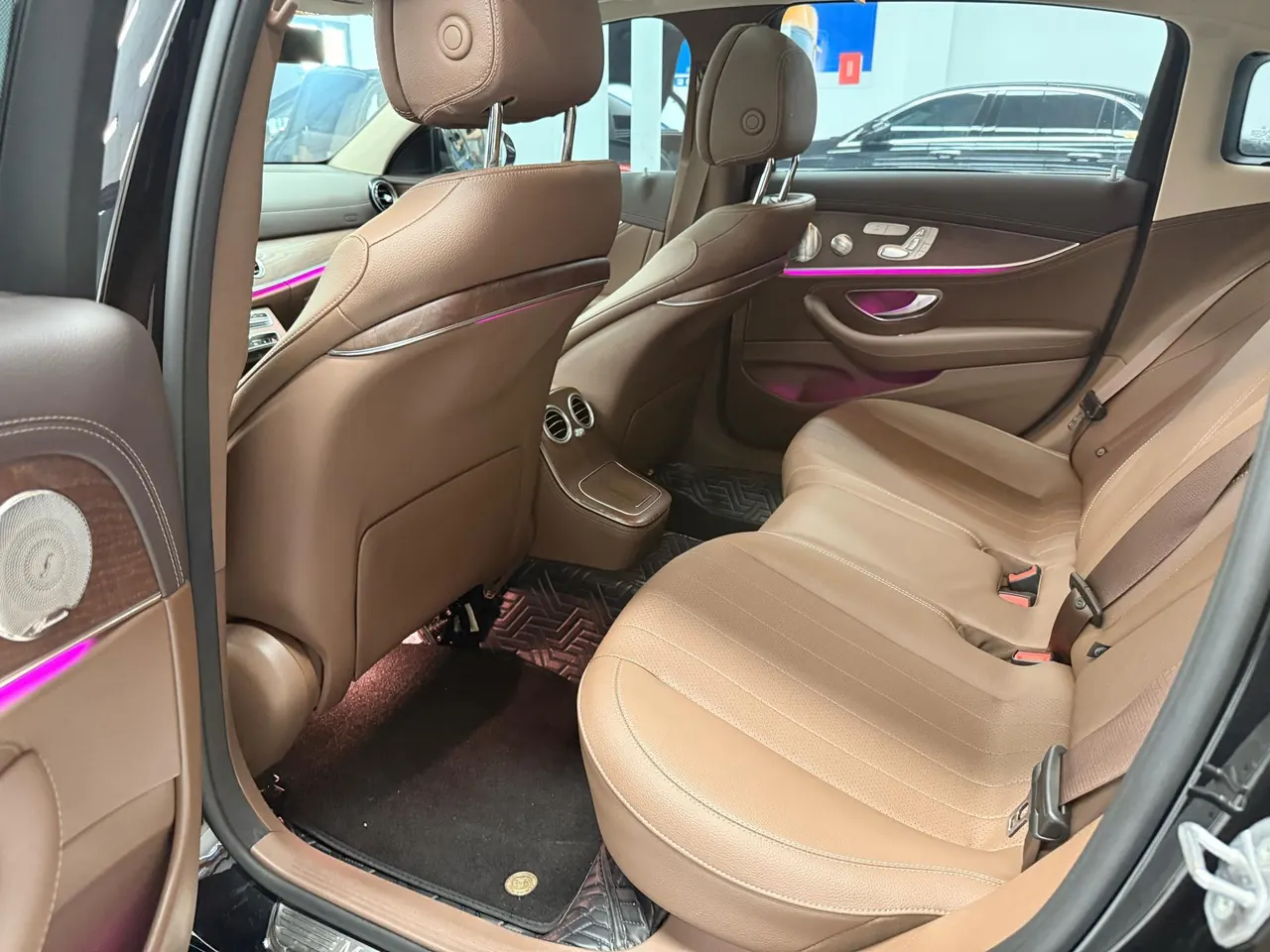 Mercedes Benz E Class 2023 E 300 L 2.0T Luxury Automatic Gear 4