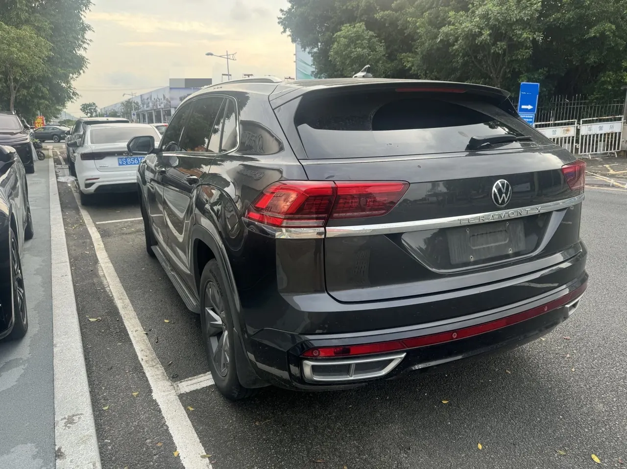 Volkswagen 2021 Touang X 2.0TSI 330TSI Two-Drive Respect Deluxe Automatic Gear 4