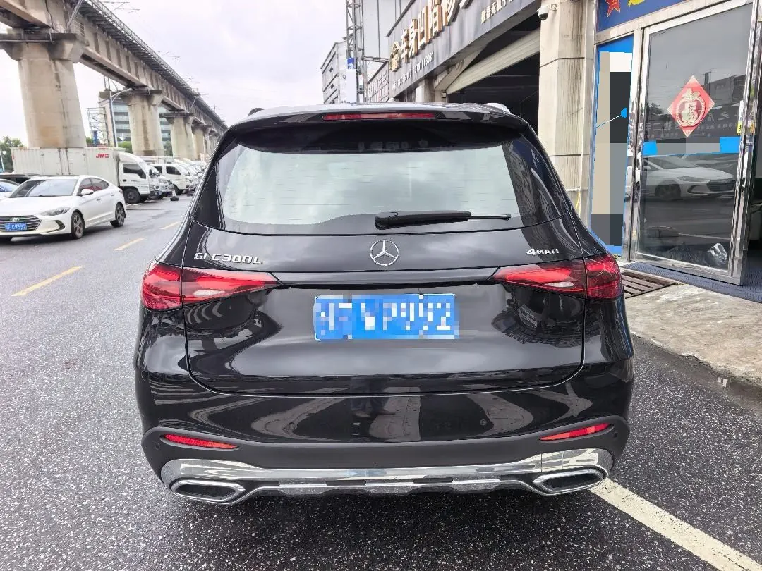 Mercedes Benz 2023 GLC 300 L 4MATIC 48V 2.0T Dynamic 5-seat (Modified) Automatic Gear 6