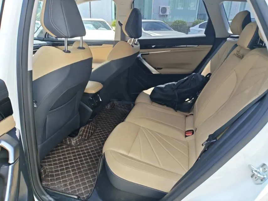 Geely 2023 Boyue L 1.5TD Honorable Automatic Transmission 4