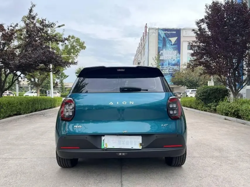 GAC Aion 2025 AION UT 420 Smart Edition Automatic Gear 8