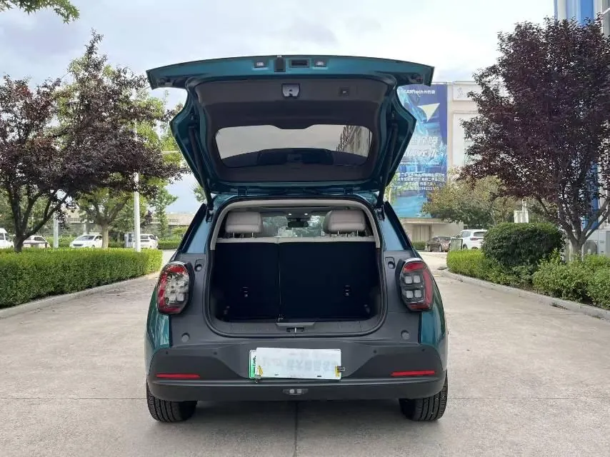 GAC Aion 2025 AION UT 420 Smart Edition Automatic Gear 9