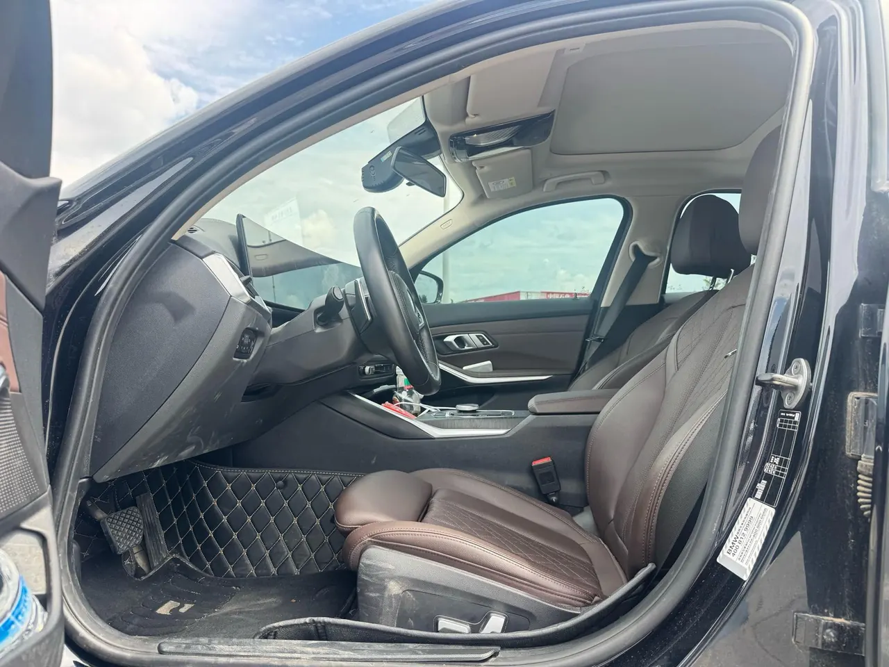 BMW 3 Series 2023 325i 2.0T M Sports Suit Automatic Gear 4