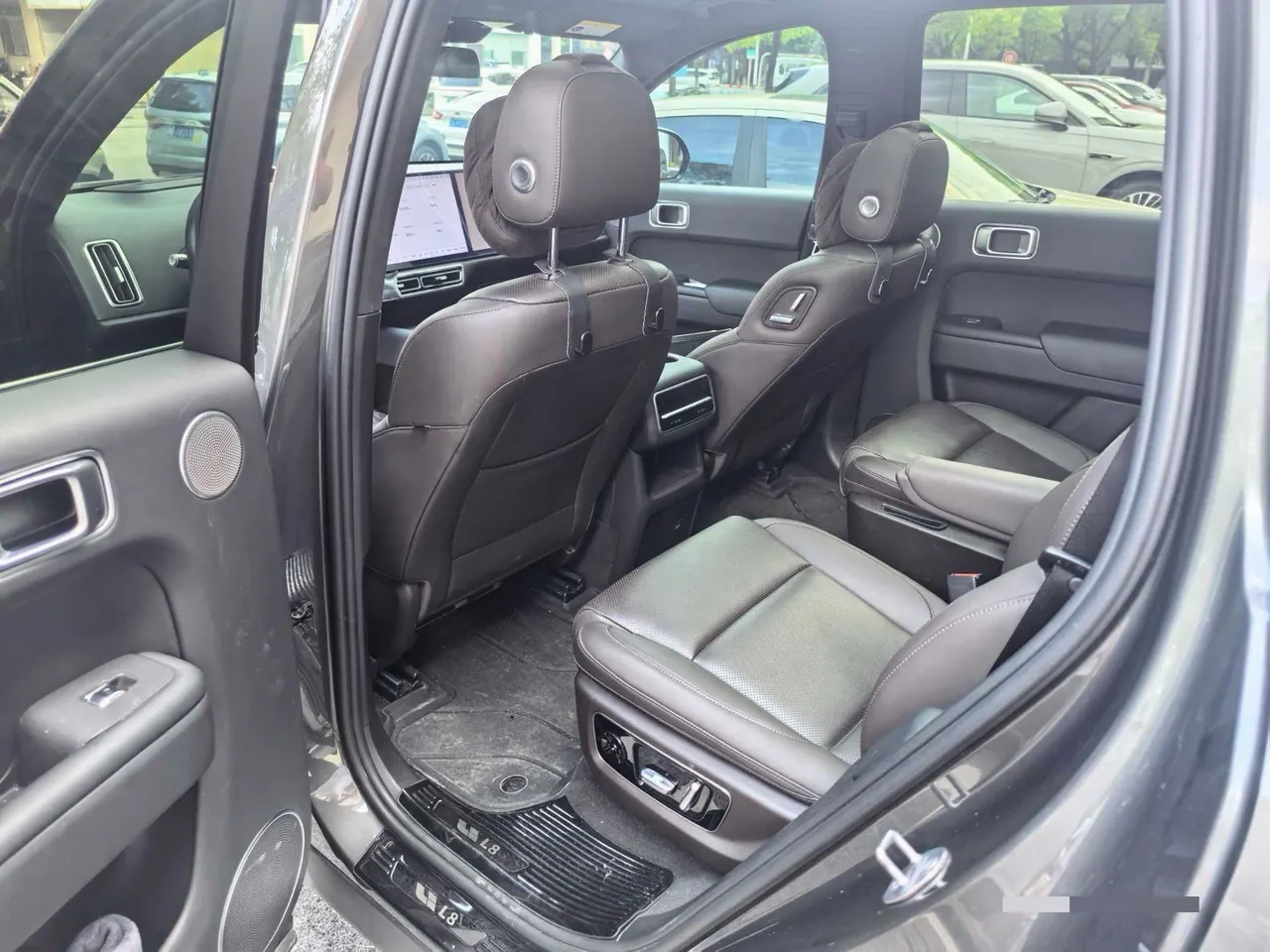 Li 2023 L8 Air automatic gear 6