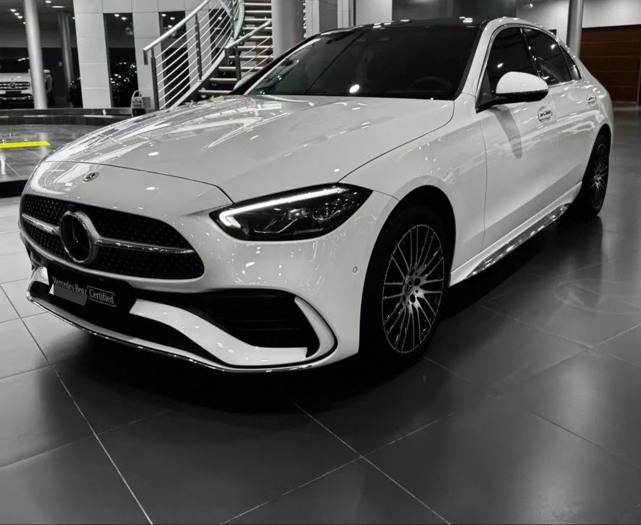 打开图片灯箱:Mercedes Benz Class C 2026 C 260 L 48V 2.0T Sports Edition Automatic Gear