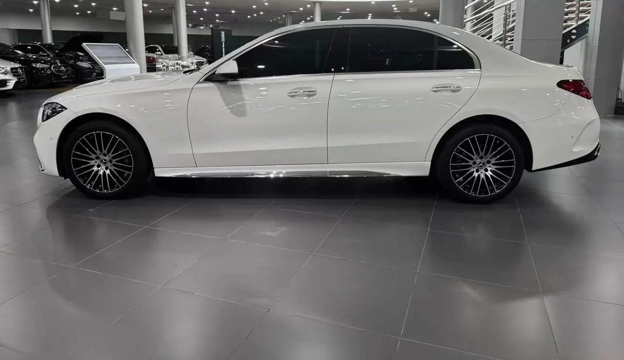 Mercedes Benz Class C 2026 C 260 L 48V 2.0T Sports Edition Automatic Gear 3