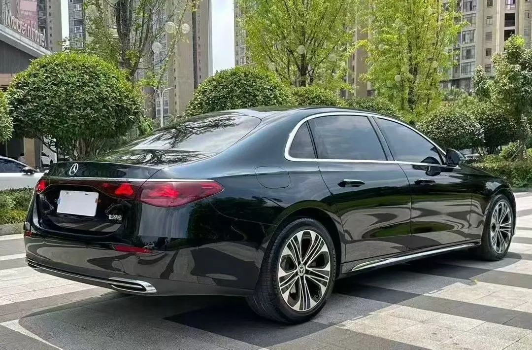 Mercedes Benz E-Class 2026 model E 300 L 48V 2.0T Luxury Edition Automatic 3