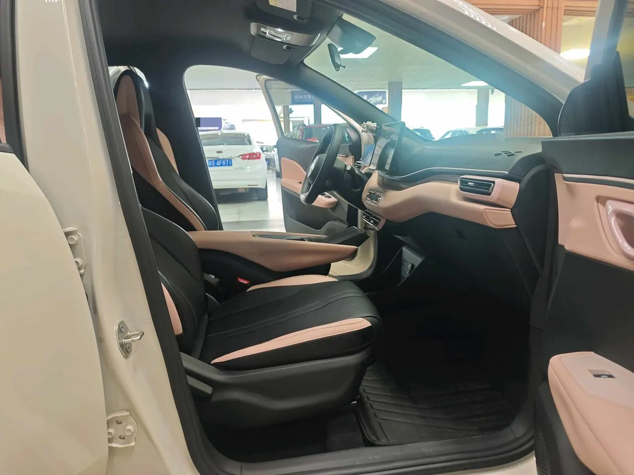 BYD 2025 Seagull Smart Driving Edition 305km Vital Edition Automatic Gear 10