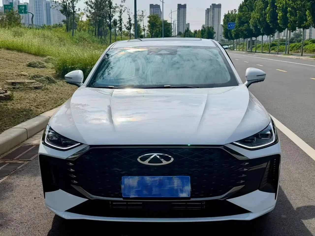 Chery 2025 Erez 8 1.6T Excellent Automatic Gear 2