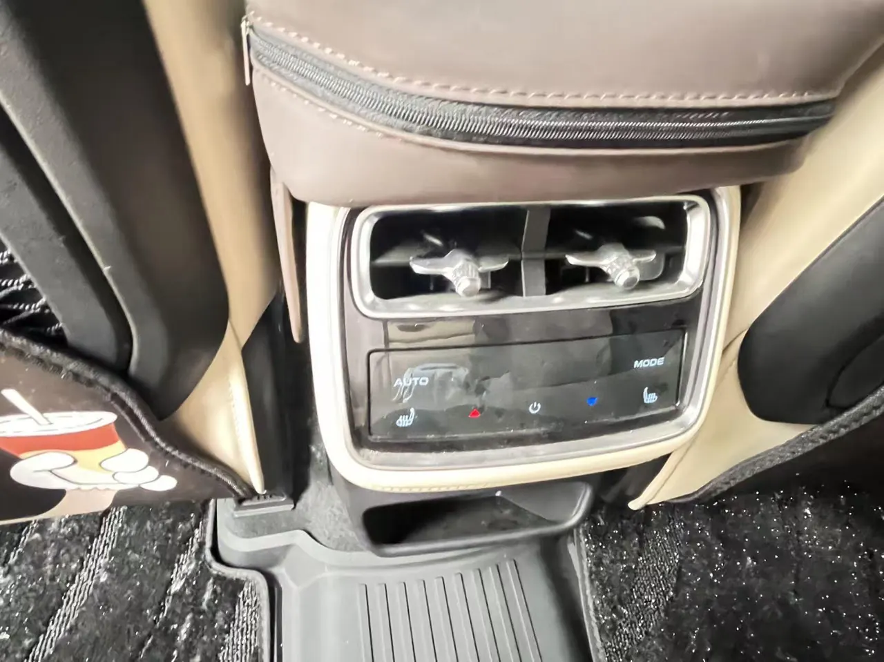 Geely 2026 XingyueL (Monjaro) 2.0TD Oriental Obsidian Star Edition Automatic Gear 5