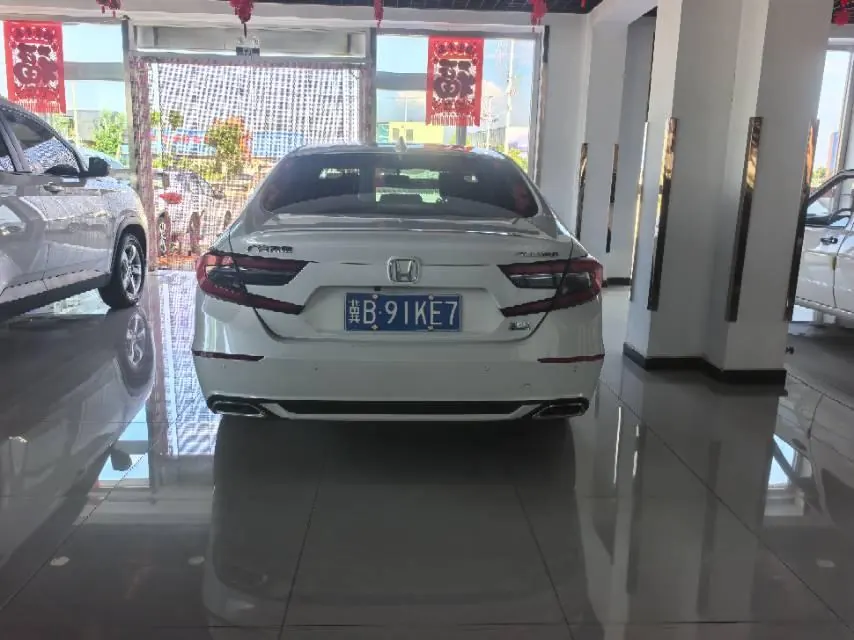 Honda 2022 10th Generation Accord 1.5T Stepless 260TURBO Magic Night Premium Edition Automatic Gear 5