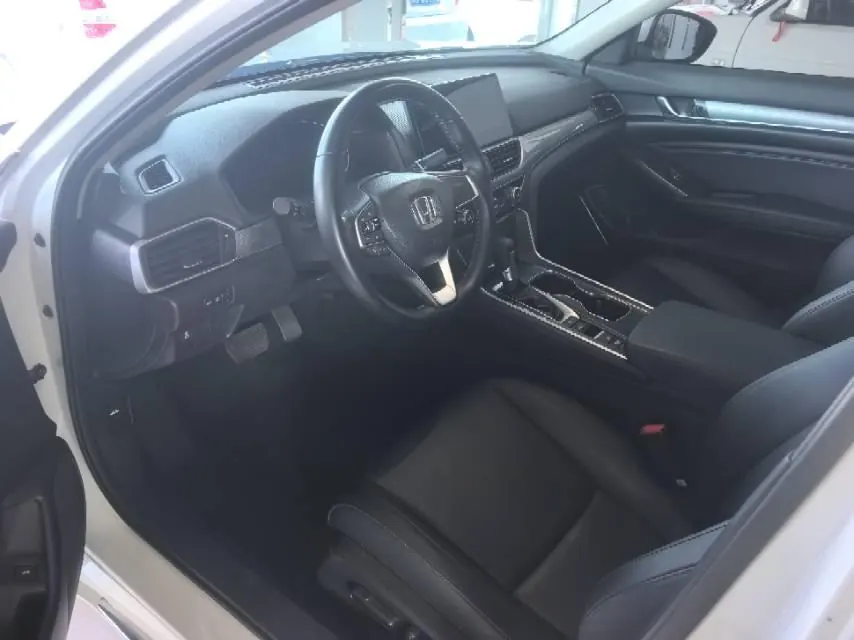 Honda 2022 10th Generation Accord 1.5T Stepless 260TURBO Magic Night Premium Edition Automatic Gear 6