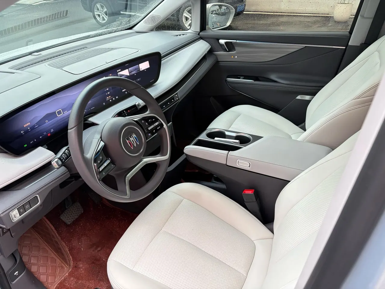 Buick 2025 GL8 ES Lu Zun 48V 2.0T First Edition Automatic Gear 4