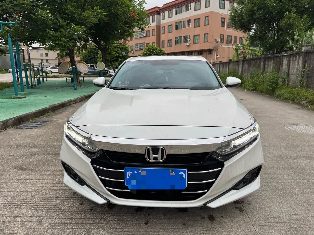Honda 2022 10th Generation Accord 1.5T Stepless 260TURBO Magic Night Premium Edition Automatic Gear 2