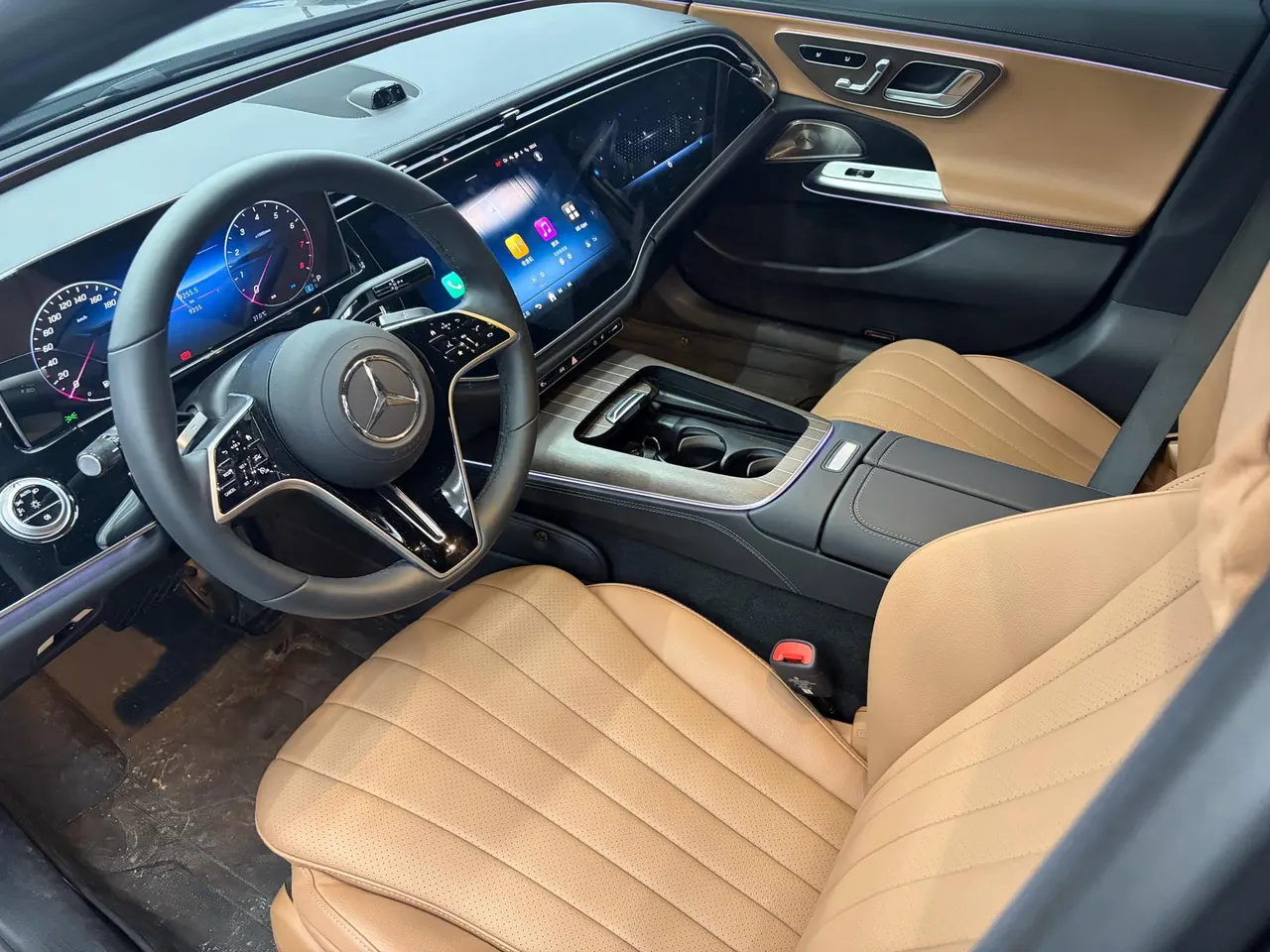 Mercedes Benz E Class 2025 E 300 L 48V 2.0T Luxury Automatic Gear 4