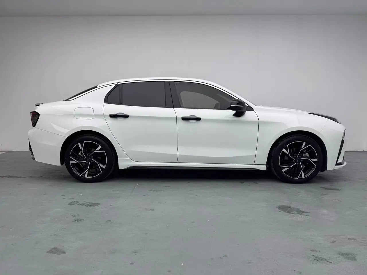 LYNK&amp;CO 2025 LYNK&amp;CO 03 1.5TD Champion Pro Auto 11