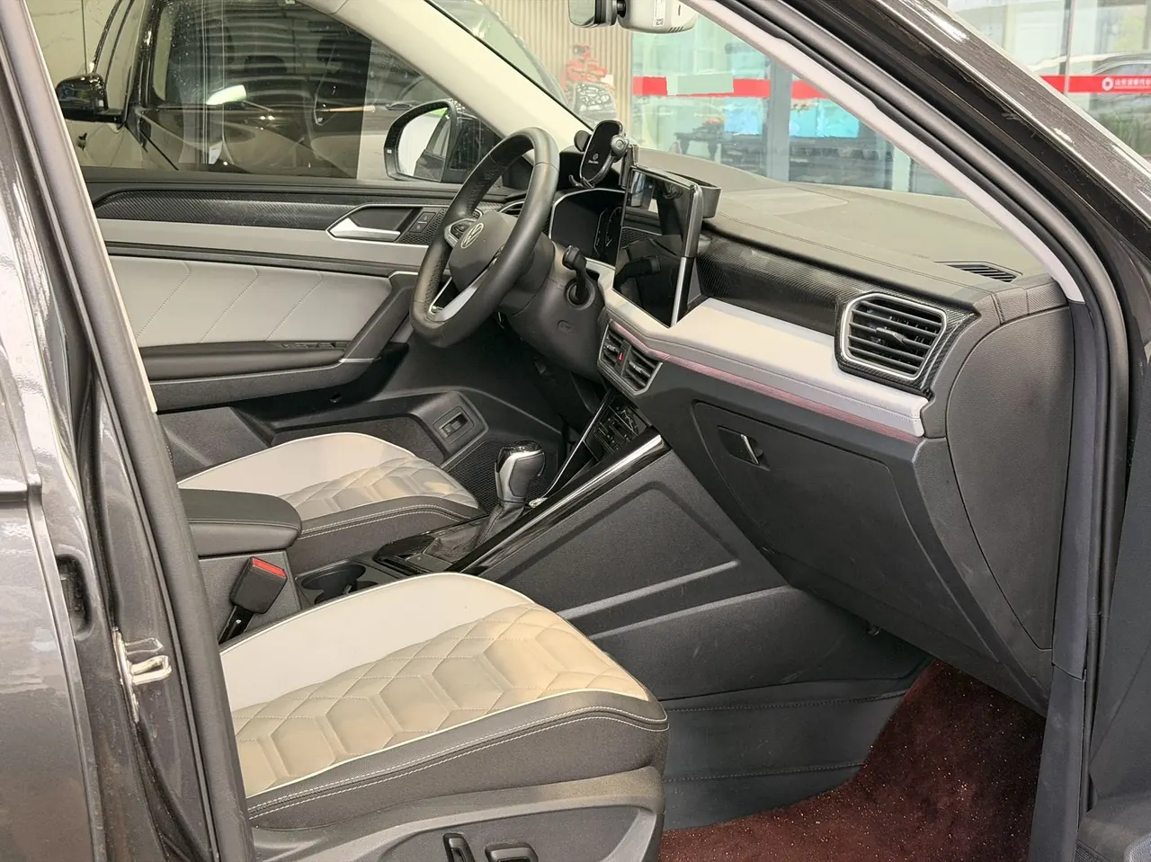 Volkswagen 2024 Tanyue 1.5TSI 300TSI Two-Drive Luxury Plus Advanced Edition Automatic Gear 5