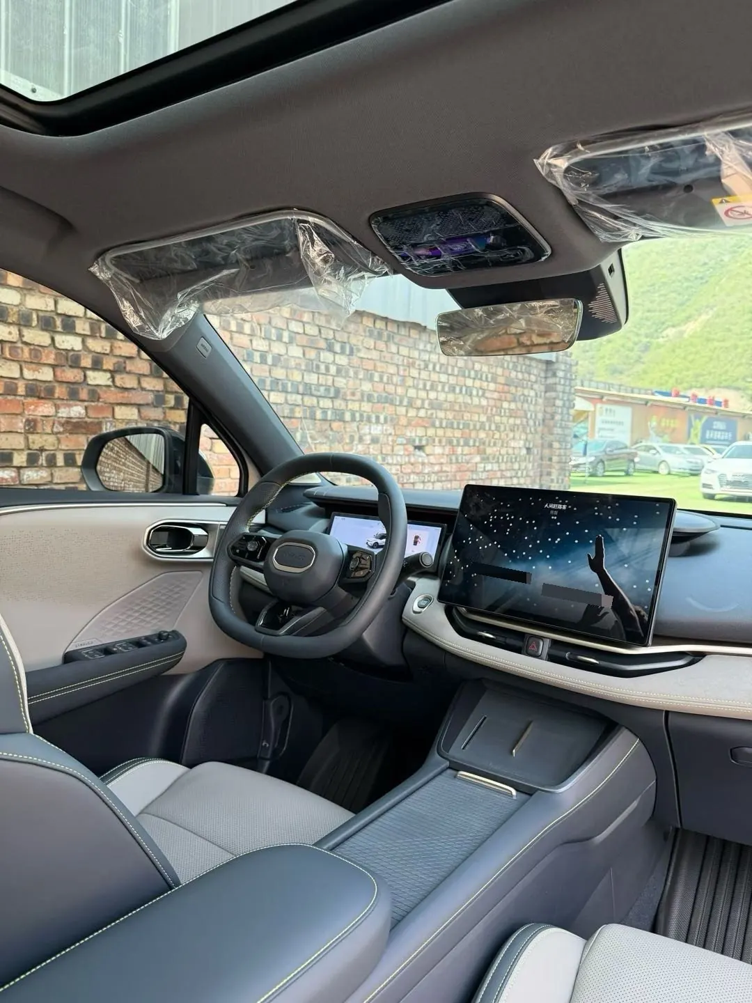 LYNK&amp;CO 2026 LYNK&amp;CO 06 1.5T Relive Ultra Auto 5