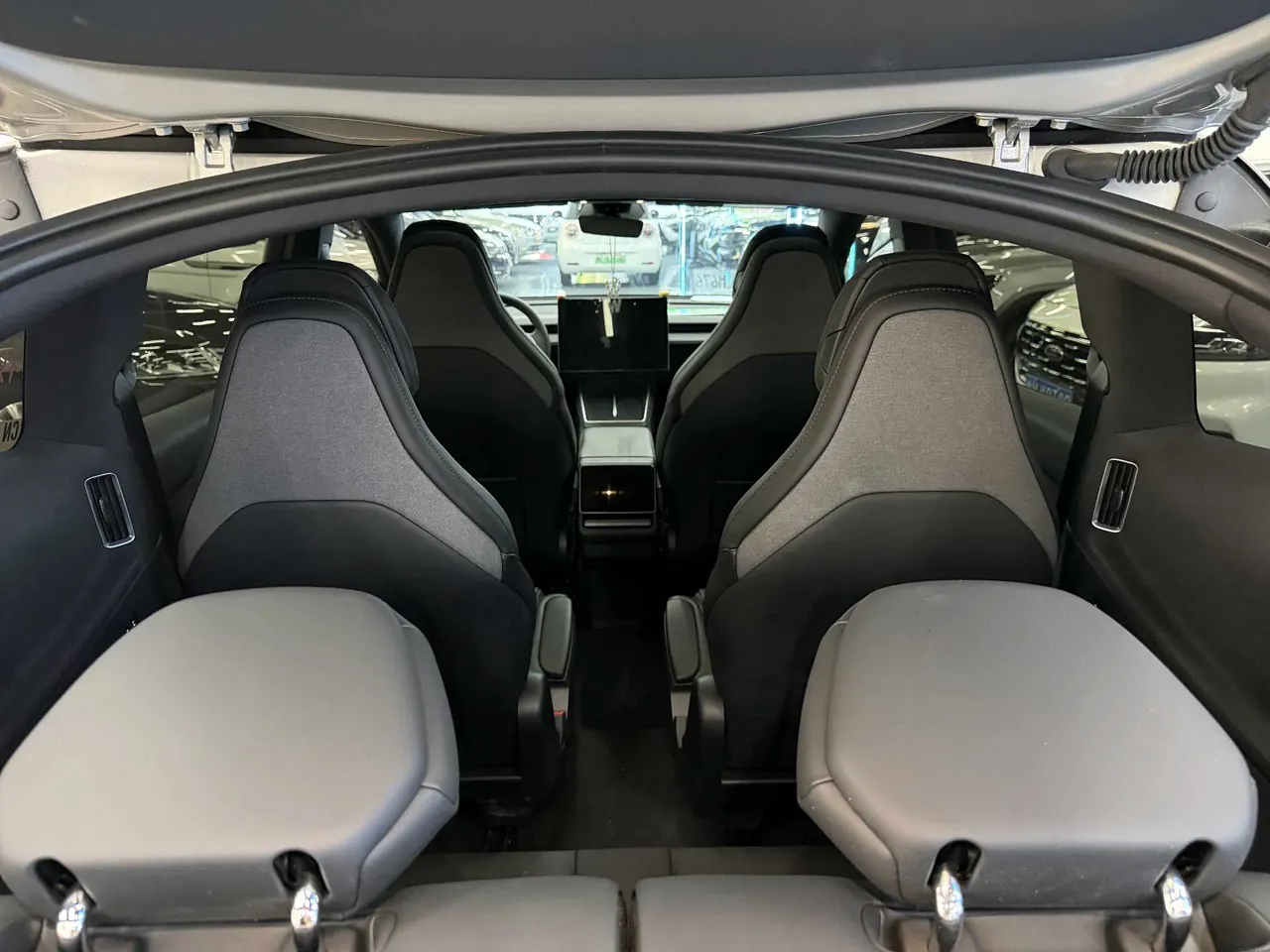 Tesla 2025 Model Y L Long Endurance All-Wheel Drive Automatic Transmission 10
