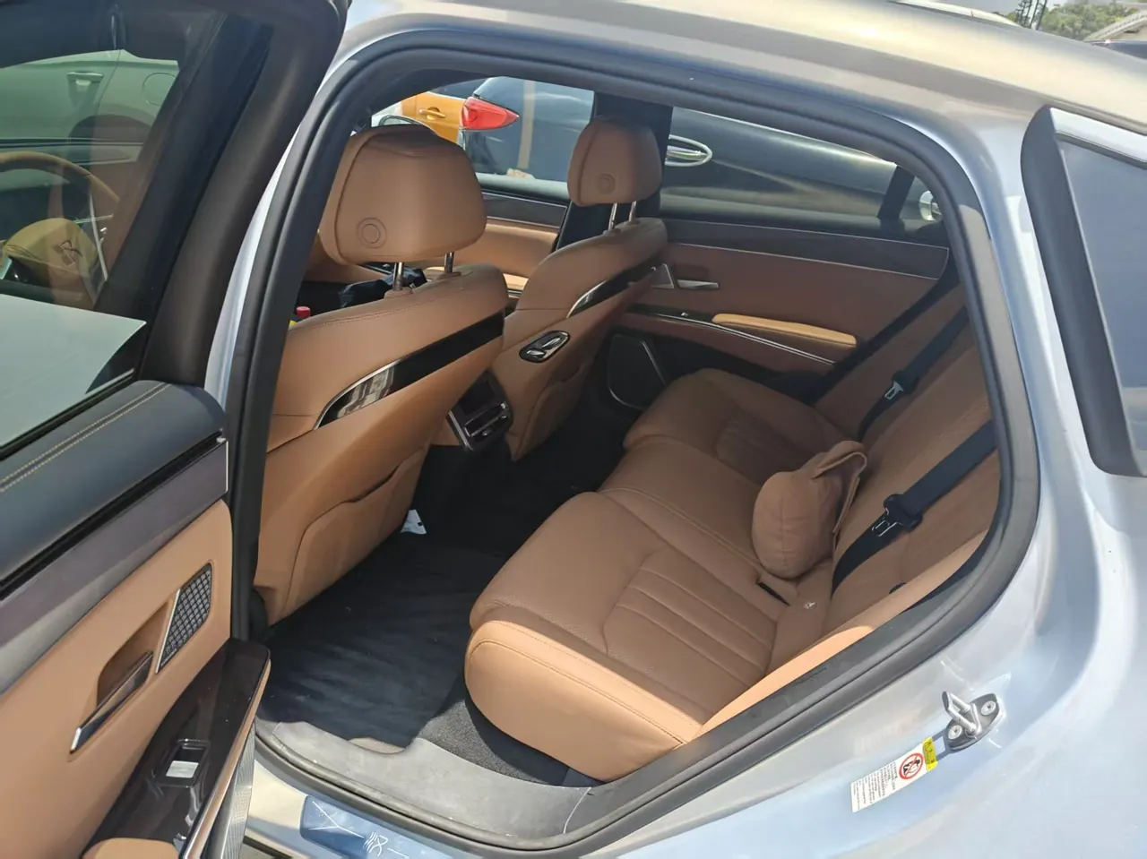 BYD 2025 Han L EV four-wheel drive laser Radar flagship automatic gear 3