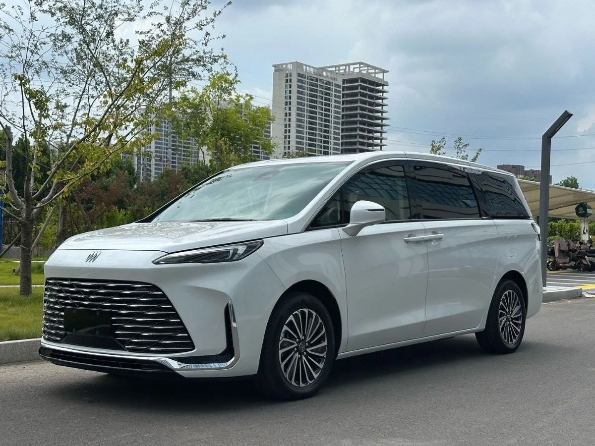 Open image lightbox: Buick 2025 GL8 Lu Shang 1.5T Premium Edition 7-seat Automatic Gear