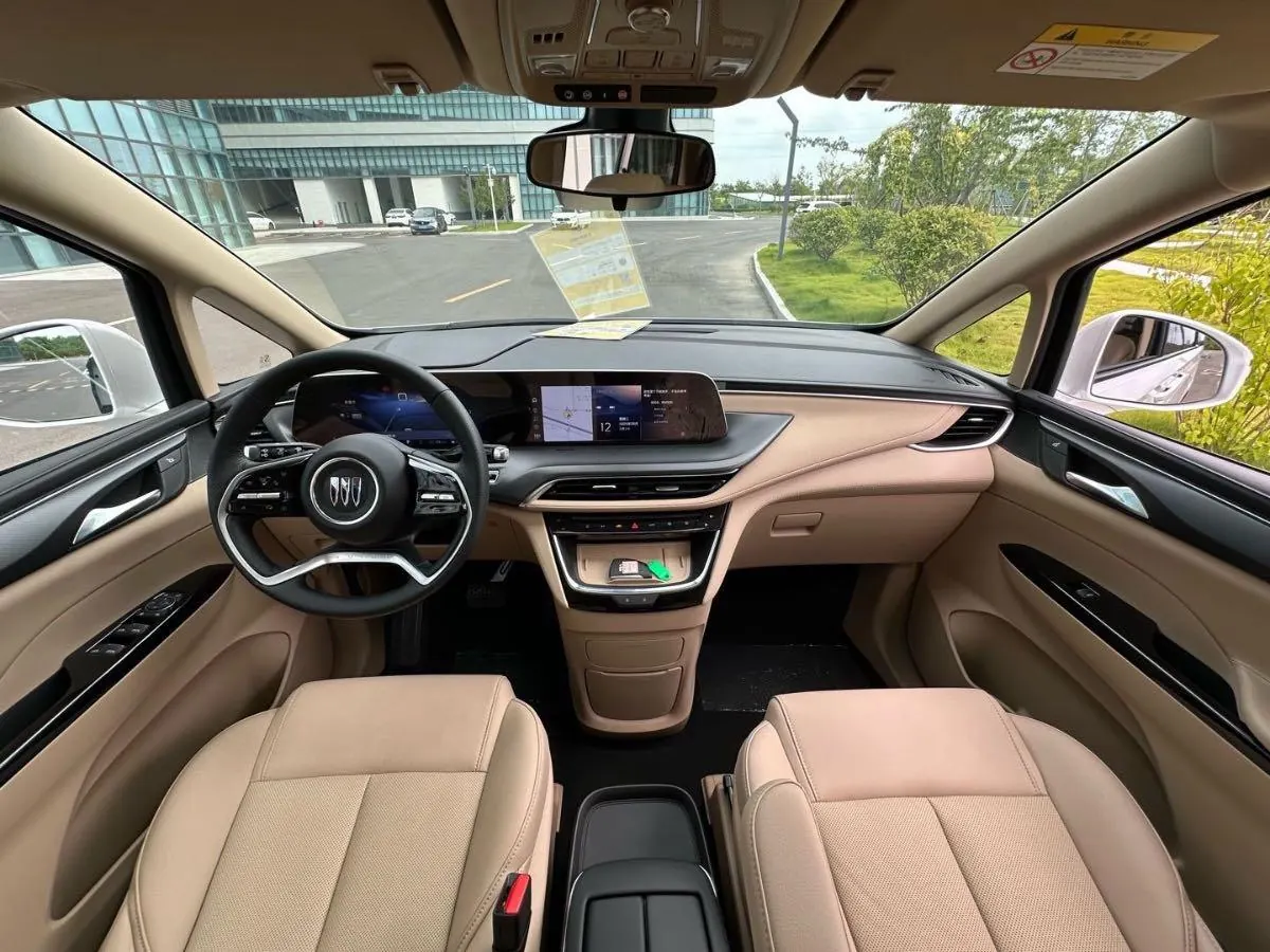Buick 2025 GL8 Lu Shang 1.5T Premium Edition 7-seat Automatic Gear 7