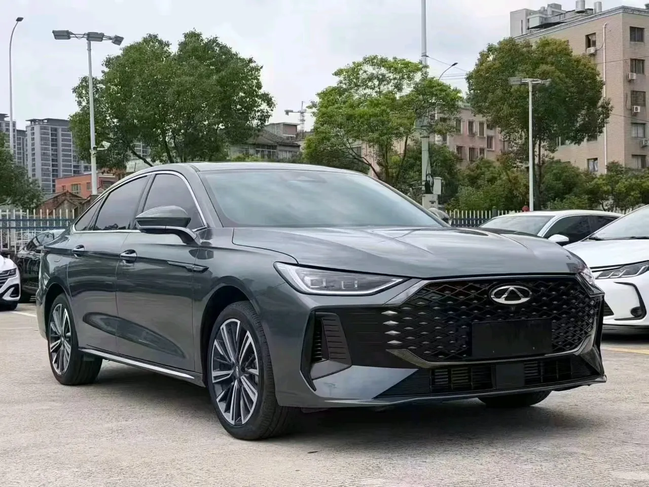 Chery 2025 Arrizo 8 Pro 1.6T Luxury Automatic Gear 2