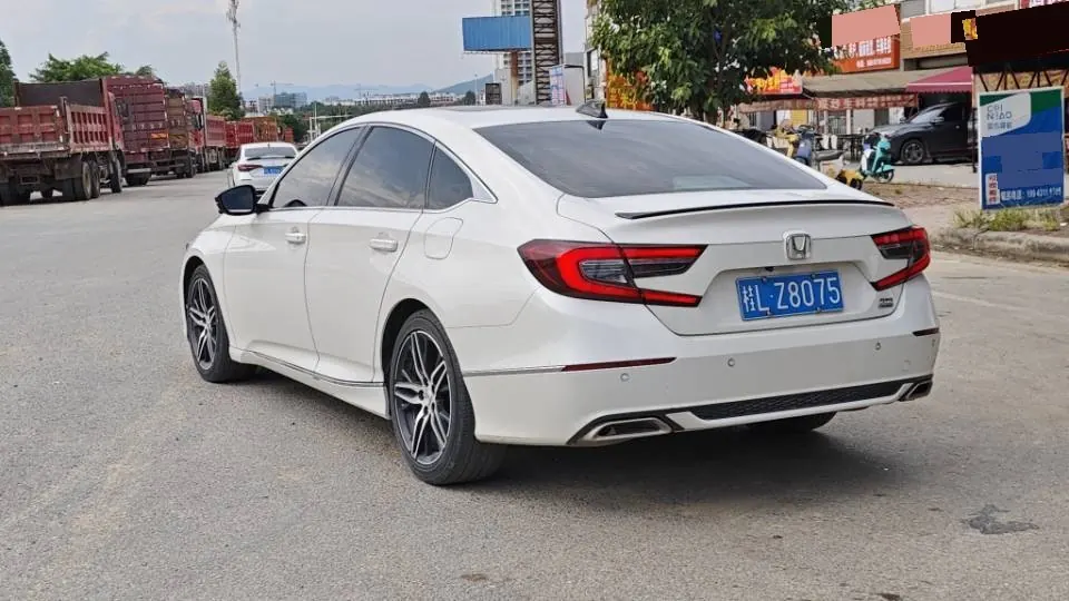 Honda 2022 10th Generation Accord 1.5T Stepless 260TURBO Magic Night Premium Edition Automatic Gear 7