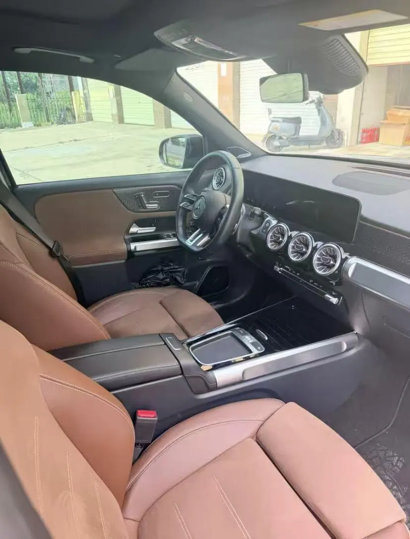 Mercedes Benz GLB AMG (Imported) 2024 GLB 35 AMG 4MATIC 48V 2.0T Automatic 3
