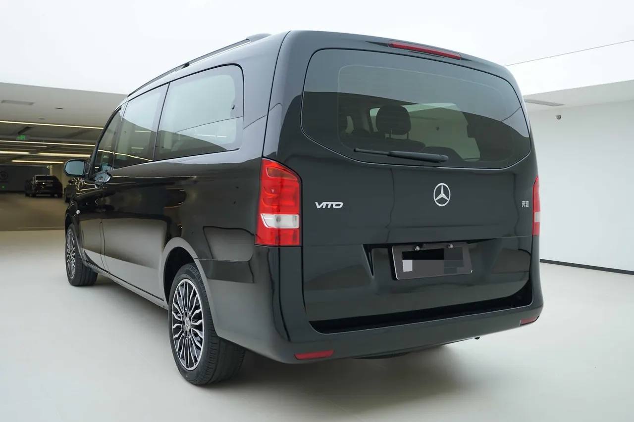 Mercedes Benz 2021 Vito 2.0T Elite Edition 7-seat Automatic Gear 5
