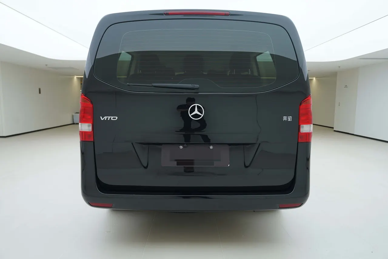 Mercedes Benz 2021 Vito 2.0T Elite Edition 7-seat Automatic Gear 6
