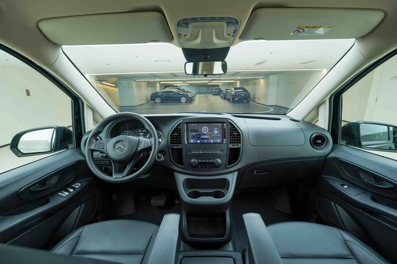 Mercedes Benz 2021 Vito 2.0T Elite Edition 7-seat Automatic Gear 8